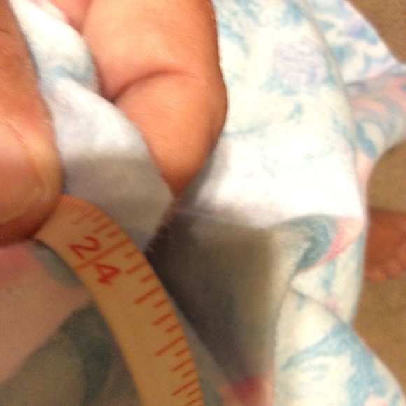 Intimate Moods size large robe - Picture 7 of 10